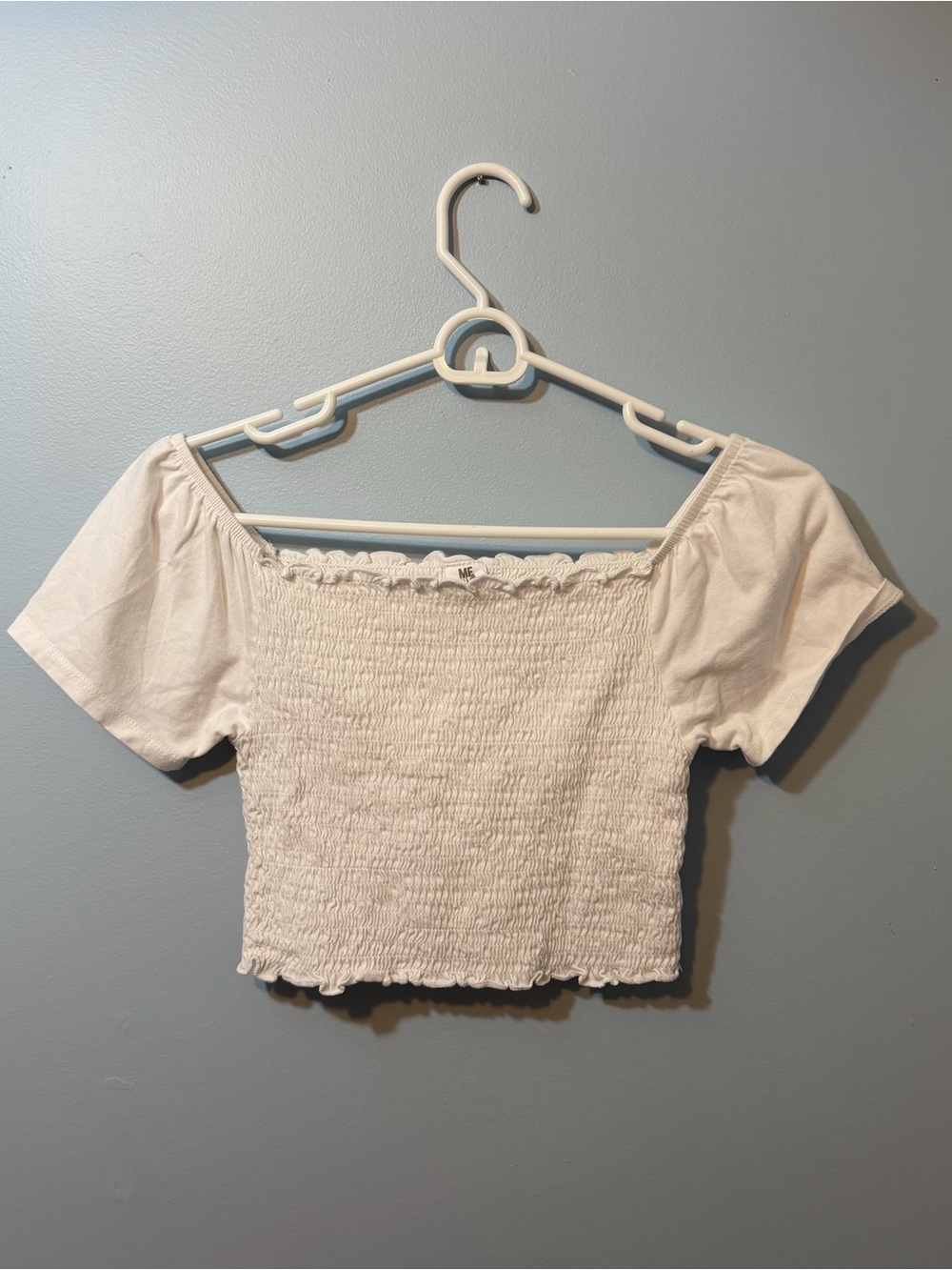 Me to We White Smocked Off-Shoulder Crop Top